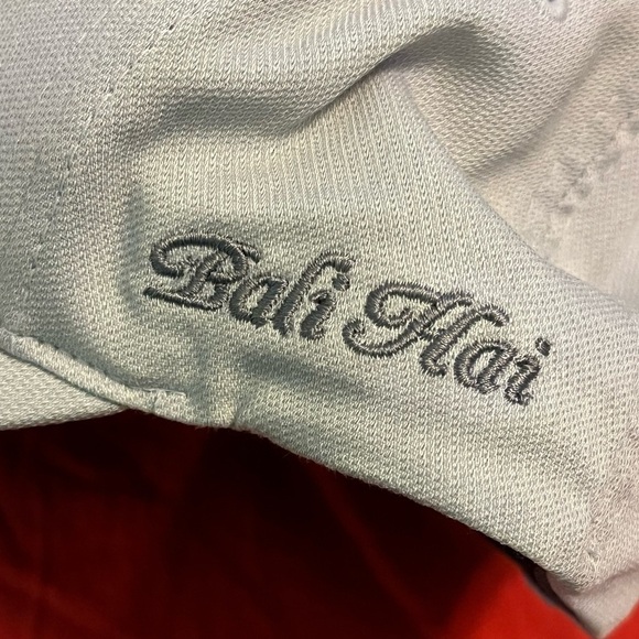 Travis Mathew Bali Hai Golf Hat 110 Flexfit Round Patch Adjustable Light Gray - Picture 4 of 11
